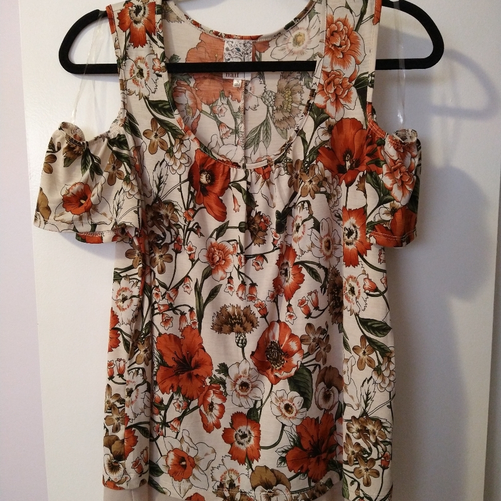 Naif cold-shoulder top, size Medium
